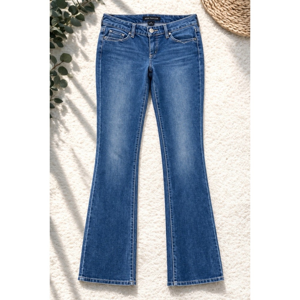 Ann Taylor Boot‎ Cut Jeans Womens 4 Blue Stretch Denim Mid Rise